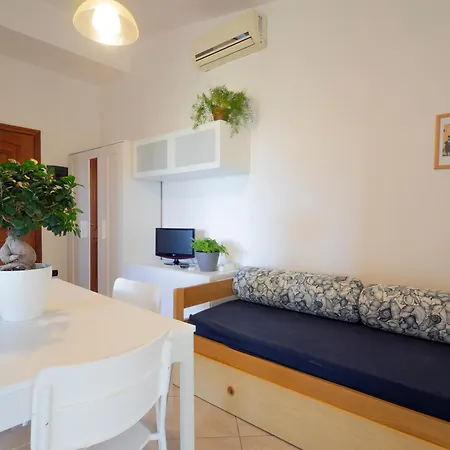 Is Femminas 42 - Con Vista Mare Apartment